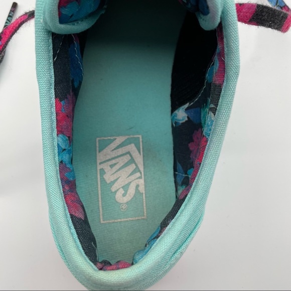 Vans light blue sneakers with floral laces and floral interior in women’s size 8 - Picture 9 of 11